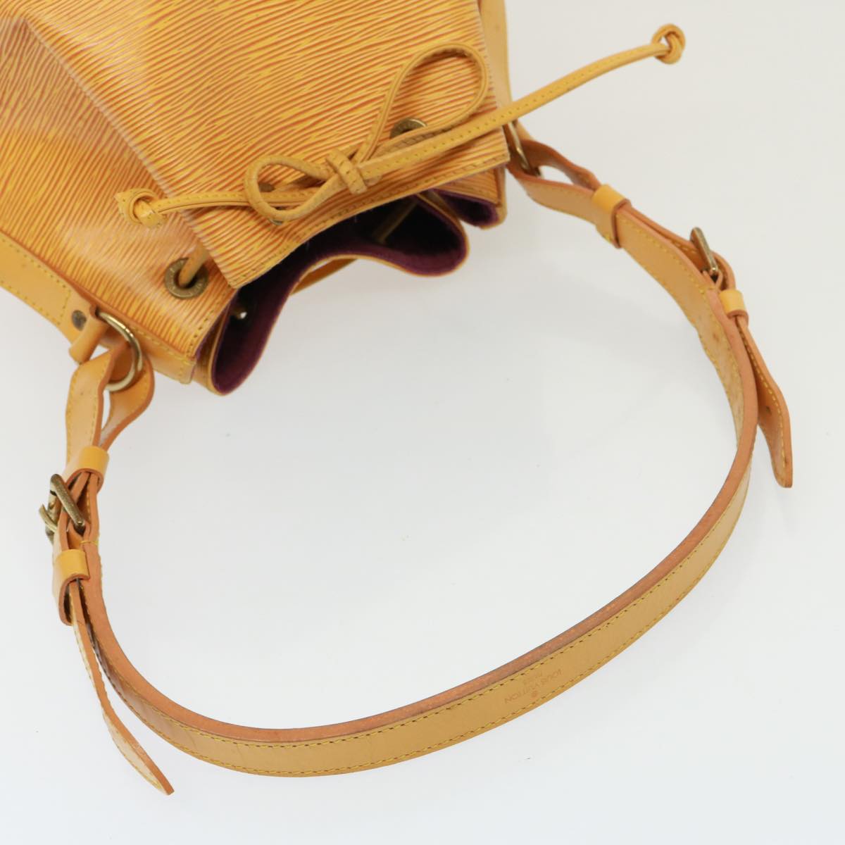 Louis Vuitton Petit Noé Yellow Leather Shoulder Bag