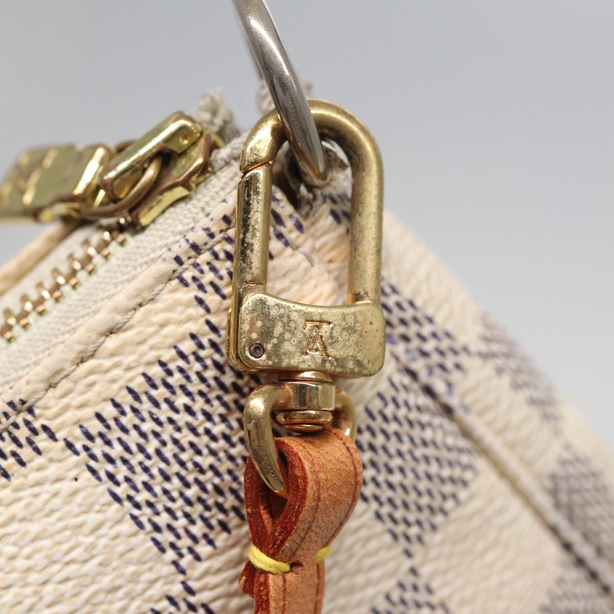Louis Vuitton Pochette Accessoires White Canvas Clutch Bag