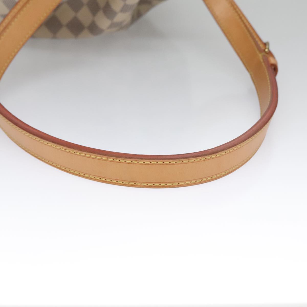 Louis Vuitton Noe White Canvas Shoulder Bag