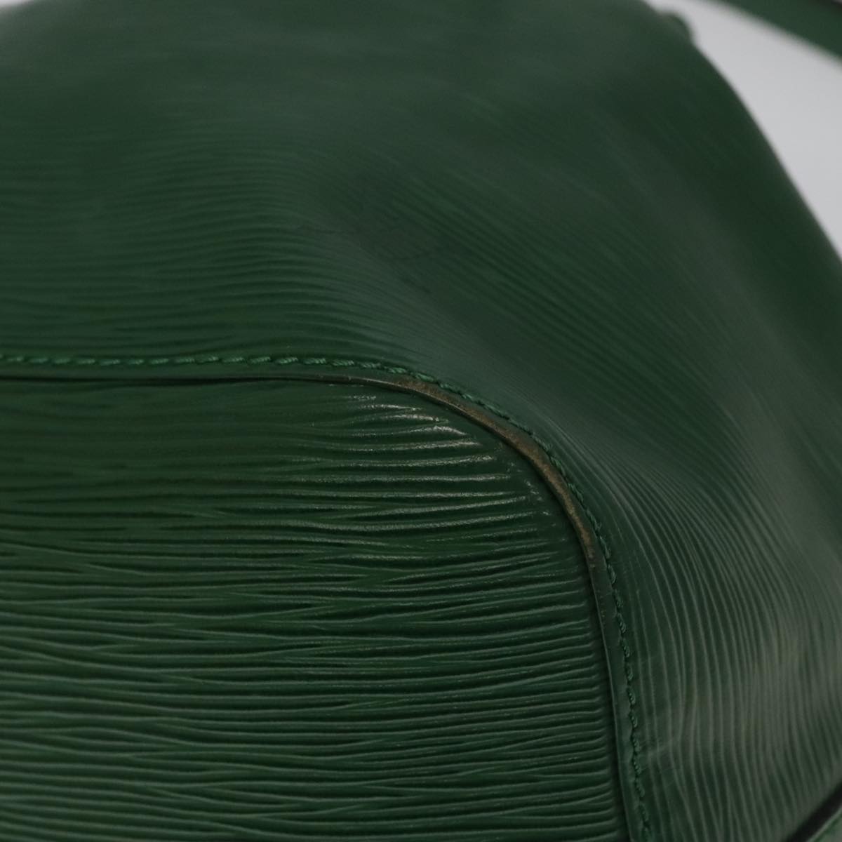 Louis Vuitton Noé Pm Green Leather Shoulder Bag