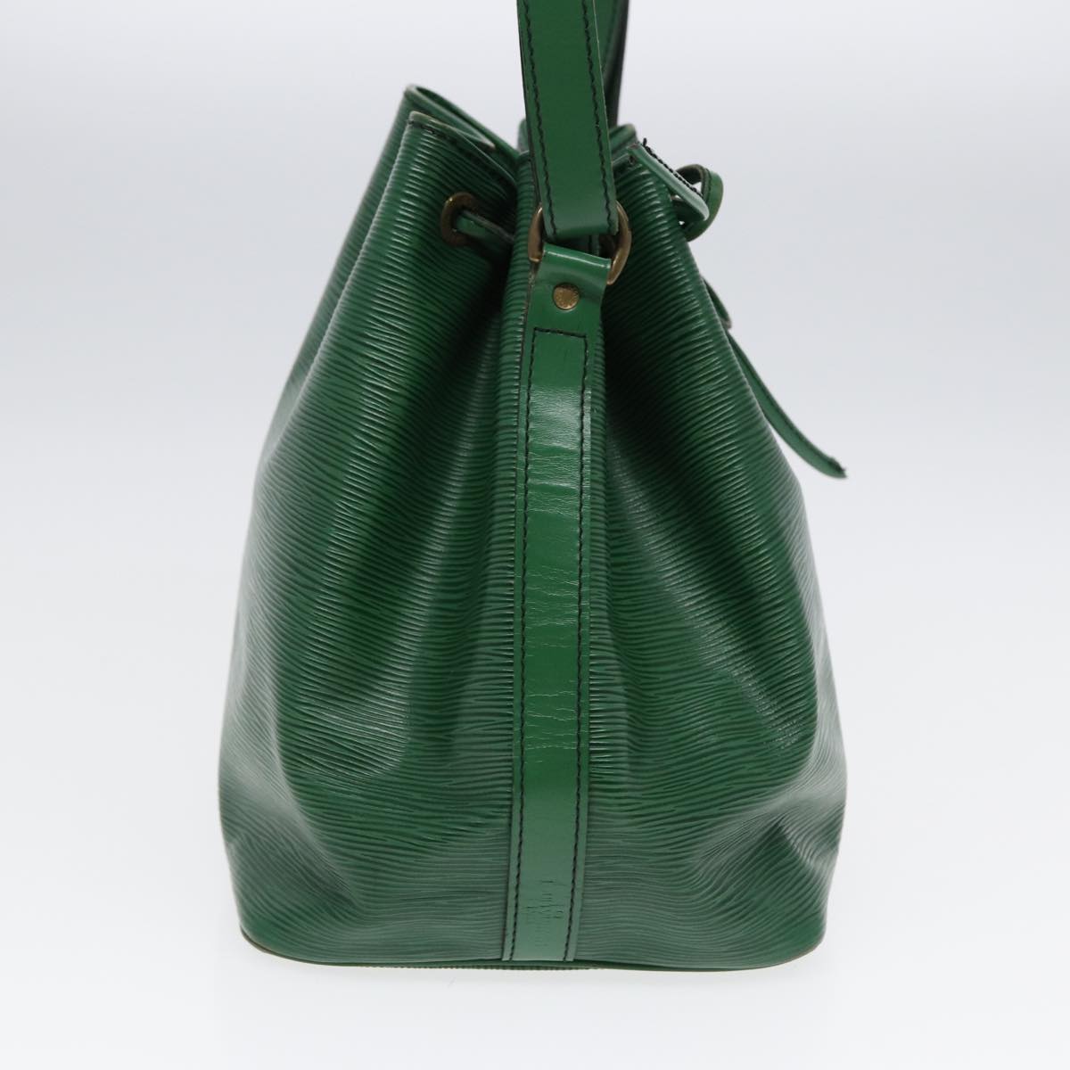 Louis Vuitton Noé Green Leather Shoulder Bag