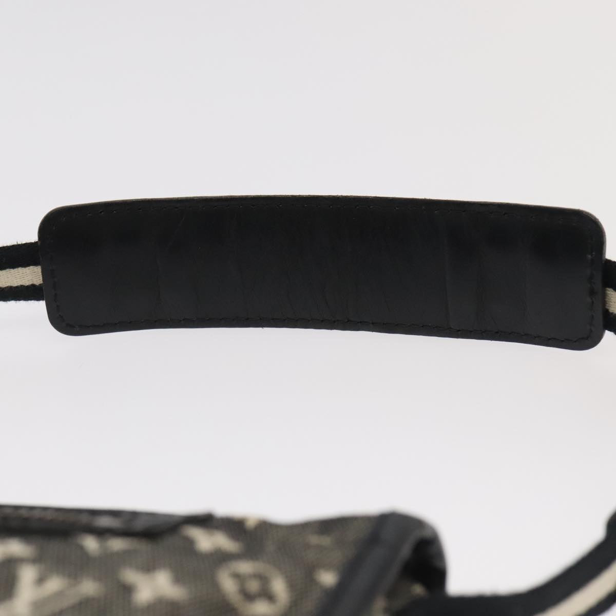 Louis Vuitton Pochette Black Canvas Shoulder Bag