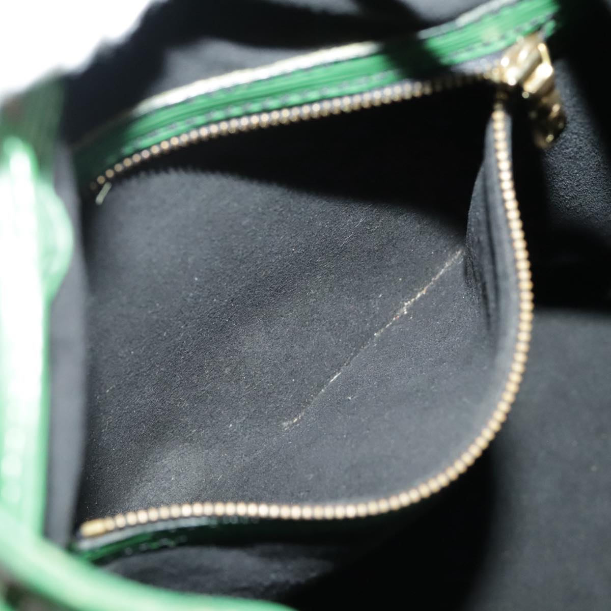 Louis Vuitton Noé Green Leather Shoulder Bag