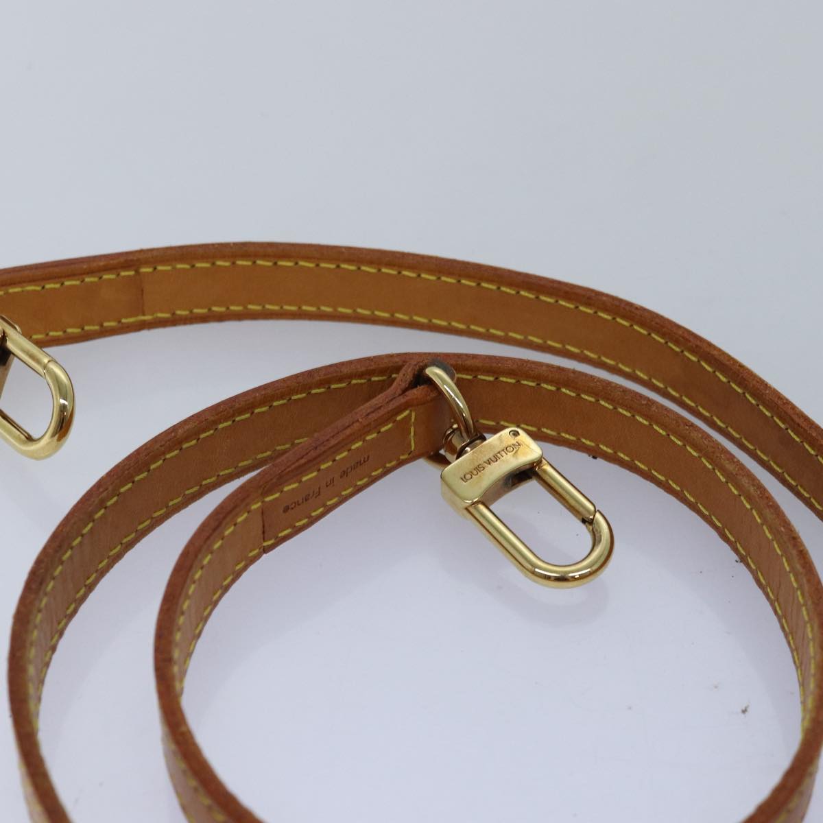 Louis Vuitton Shoulder Strap Beige Leather Bag Jewelry