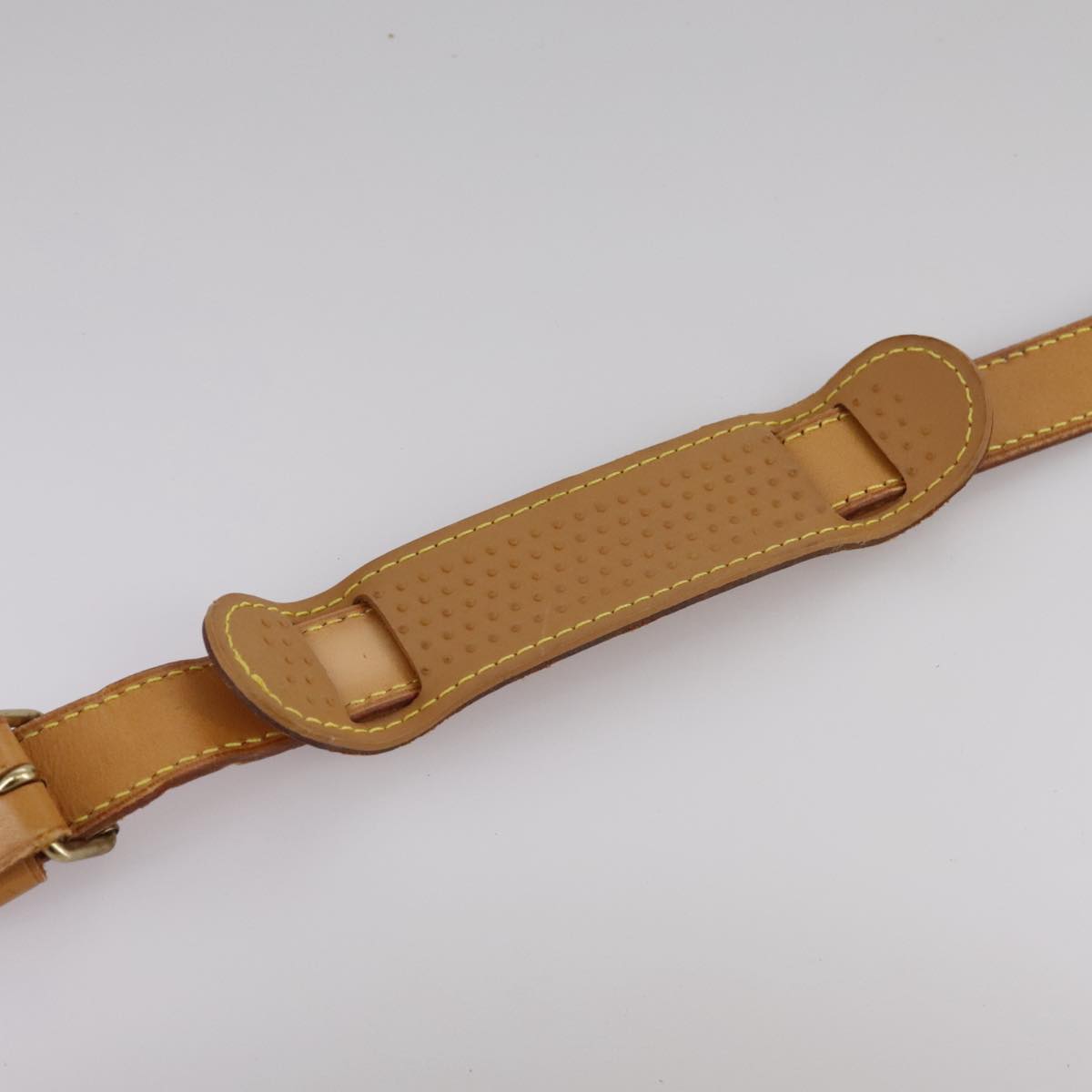 Louis Vuitton Shoulder Strap Beige Leather Bag Jewelry