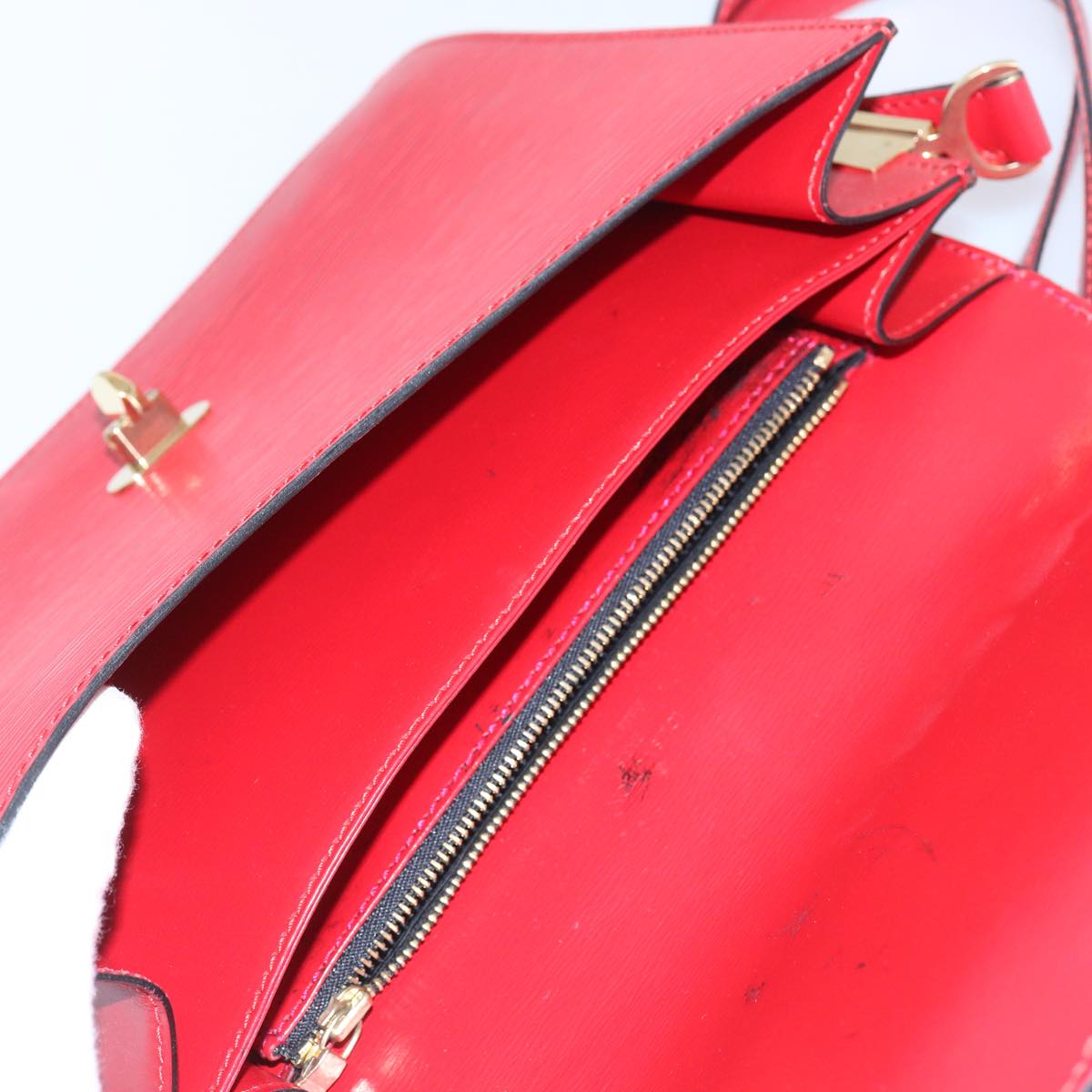 Louis Vuitton Friedland Red Leather Shoulder Bag