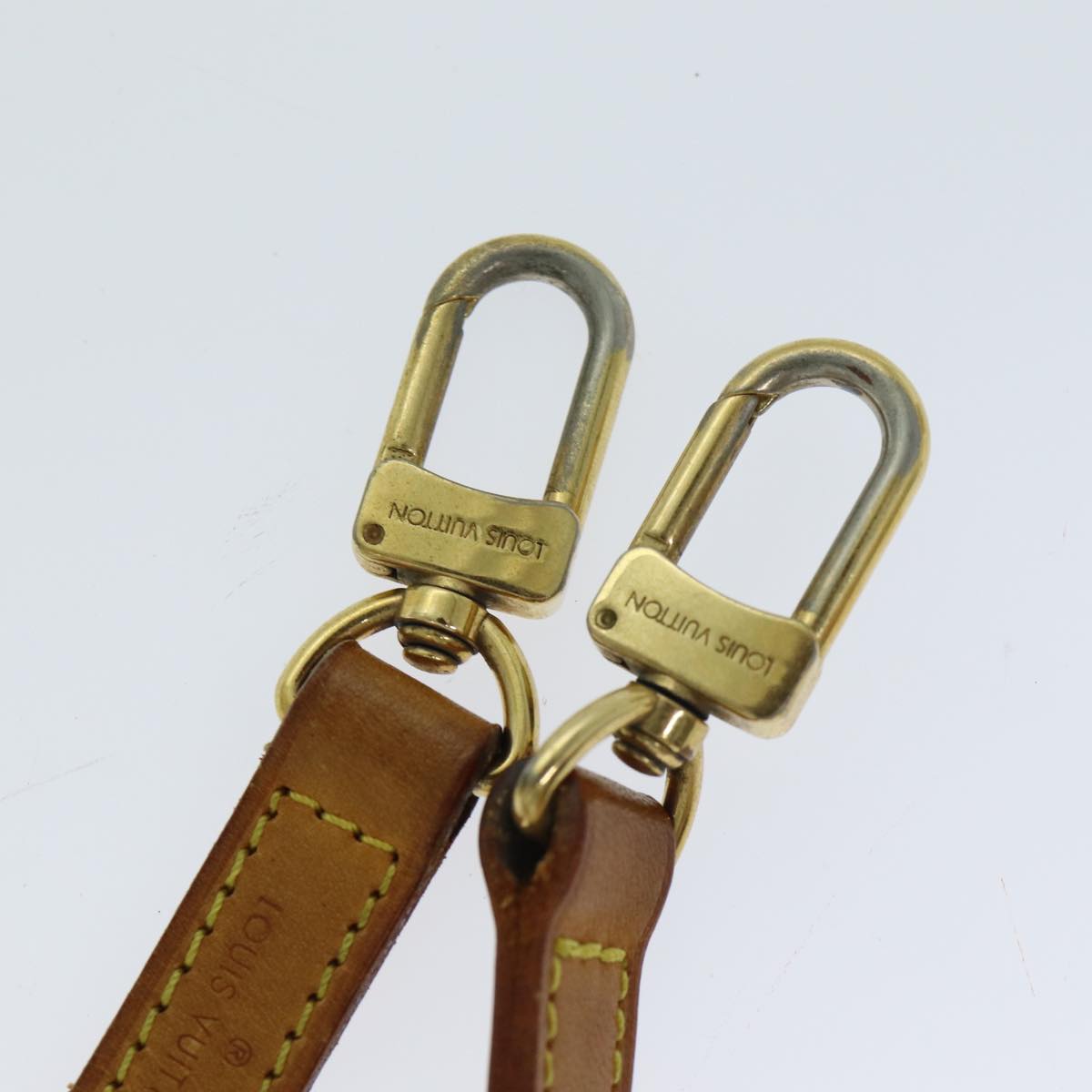Louis Vuitton Shoulder Strap Beige Leather Bag Jewelry