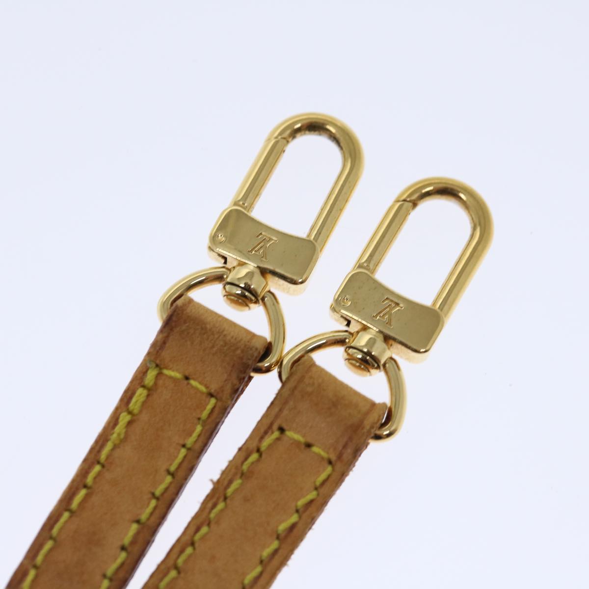 Louis Vuitton Shoulder Strap Beige Leather Bag Jewelry