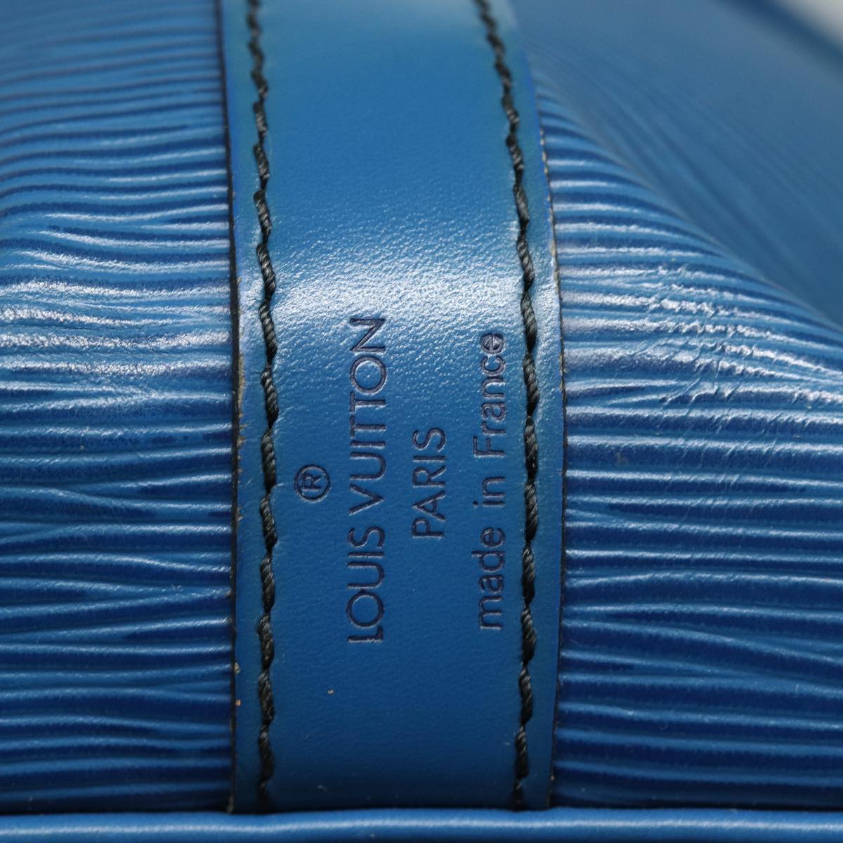 Louis Vuitton Noe Blue Leather Shoulder Bag