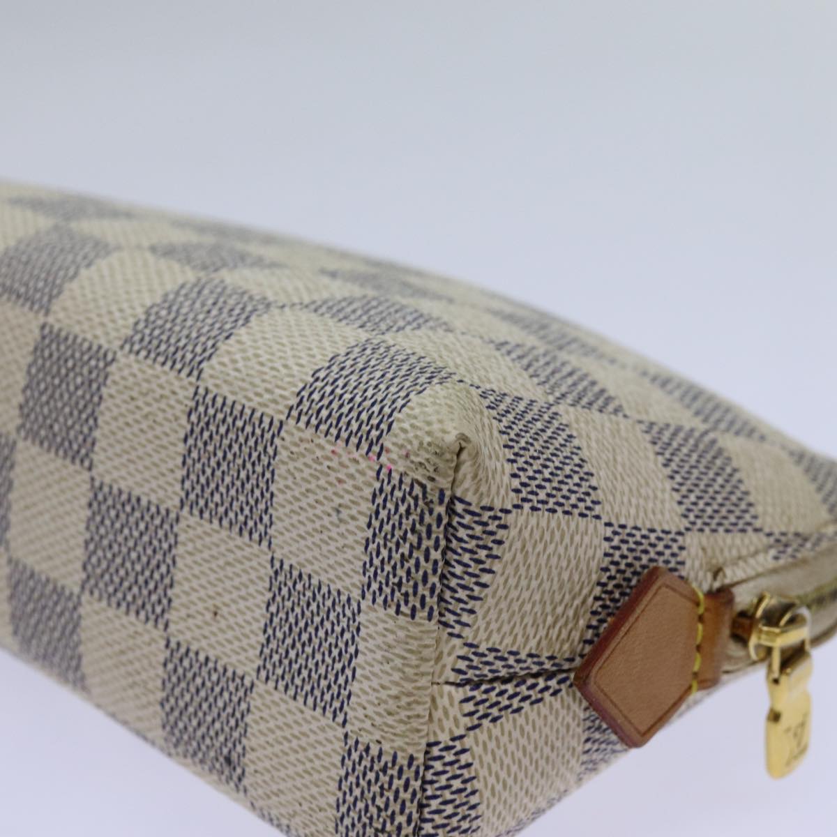 Louis Vuitton Cosmetic Pouch White Canvas Clutch Bag