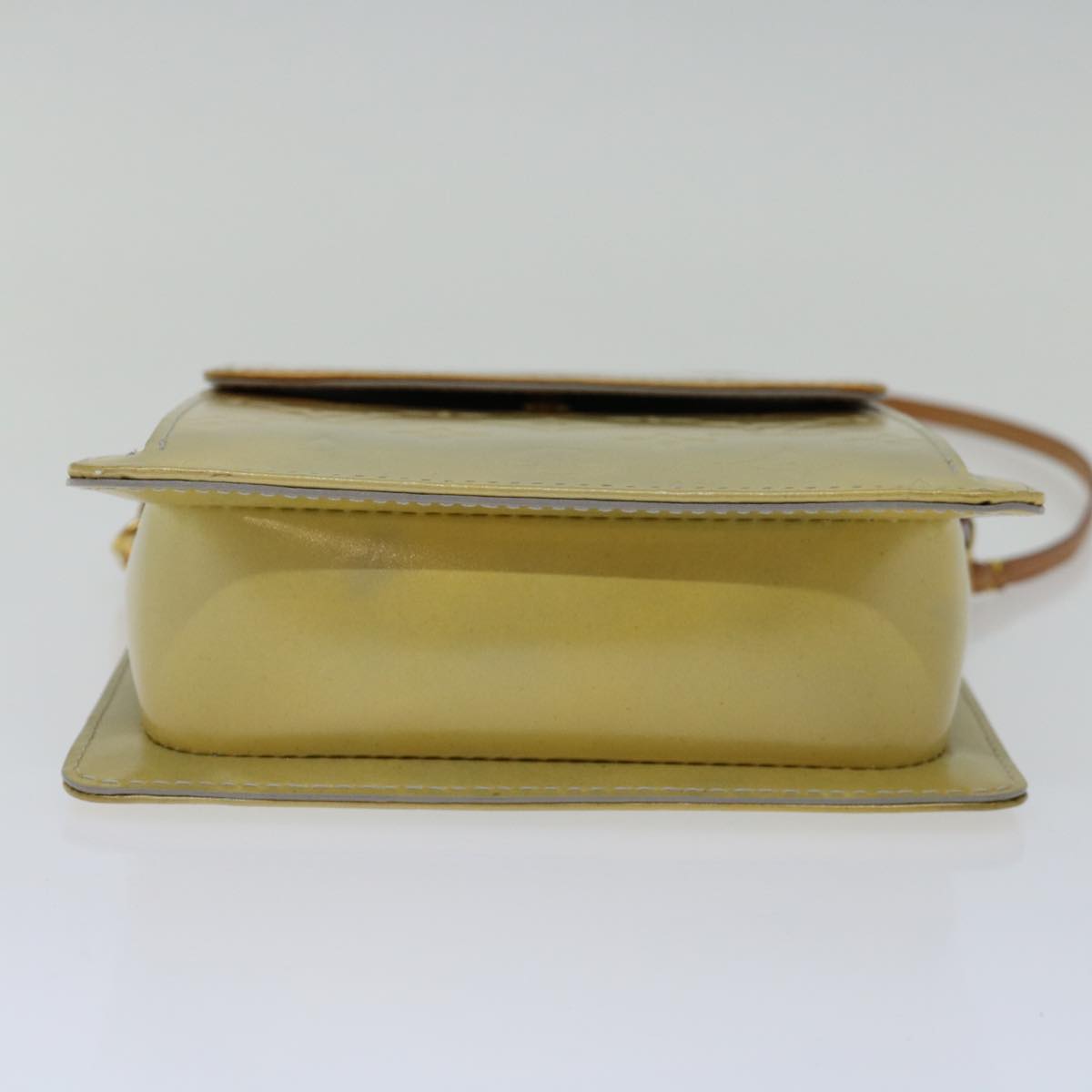Louis Vuitton Mott Beige Patent Leather Clutch Bag