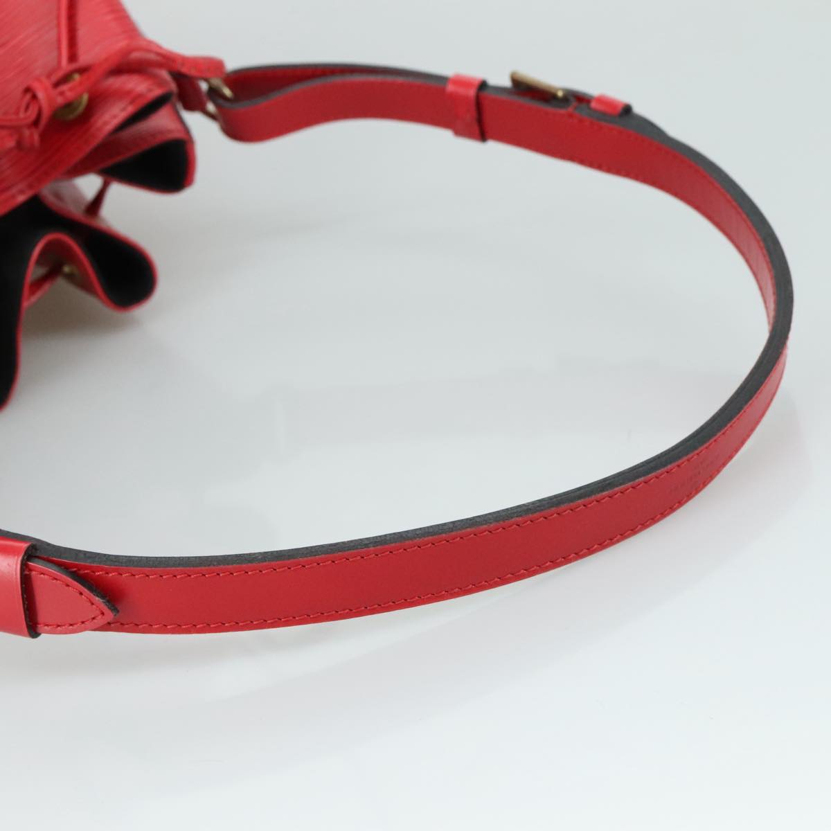 Louis Vuitton Noé Pm Red Leather Shoulder Bag