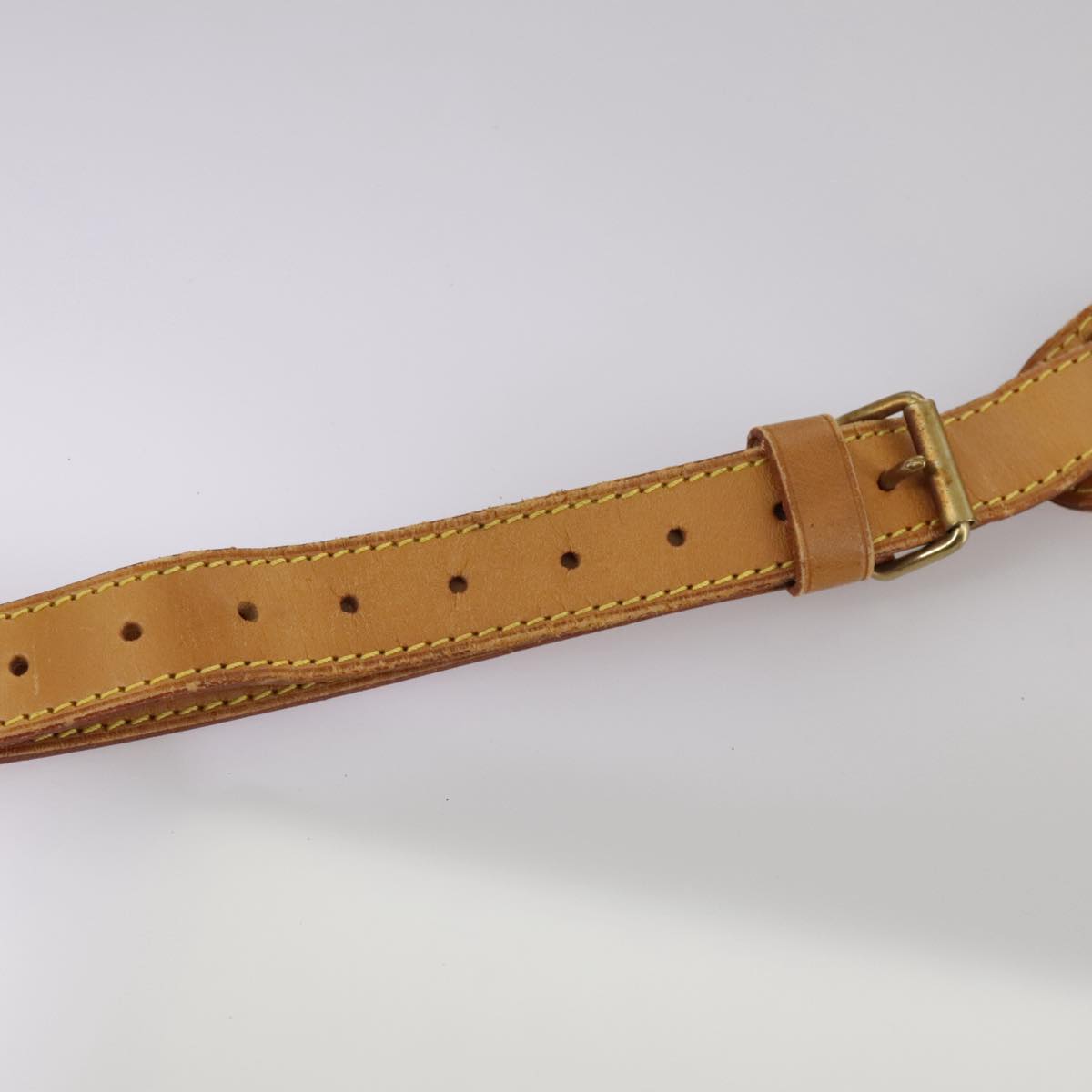 Louis Vuitton Shoulder Strap Beige Leather Bag Jewelry
