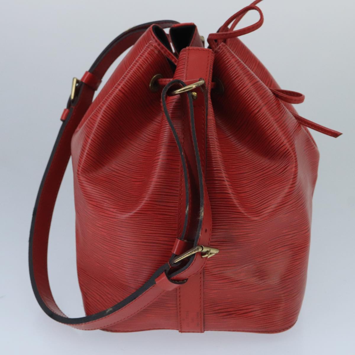 Louis Vuitton Noe Red Leather Shoulder Bag