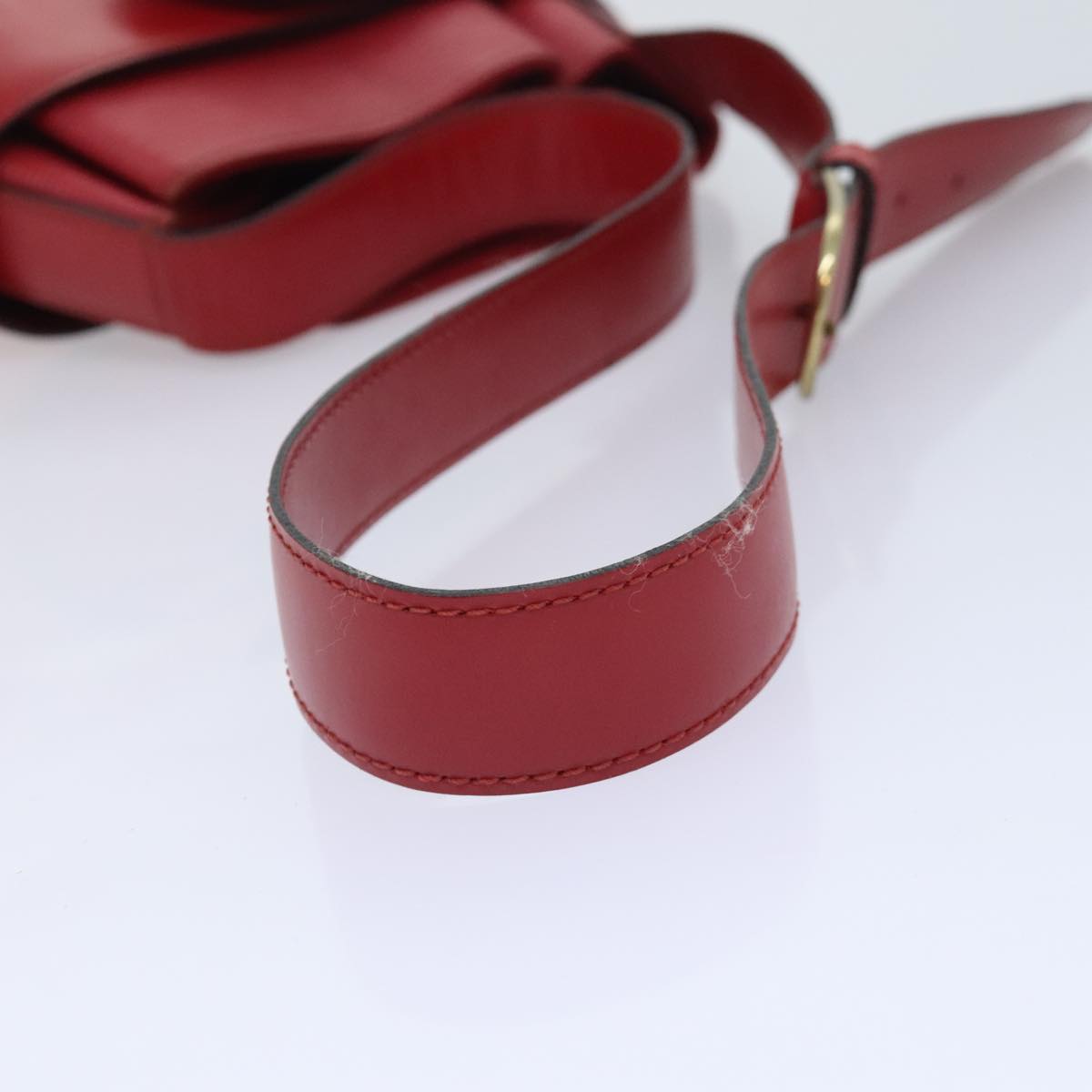 Louis Vuitton Sac D'épaule Red Leather Shoulder Bag