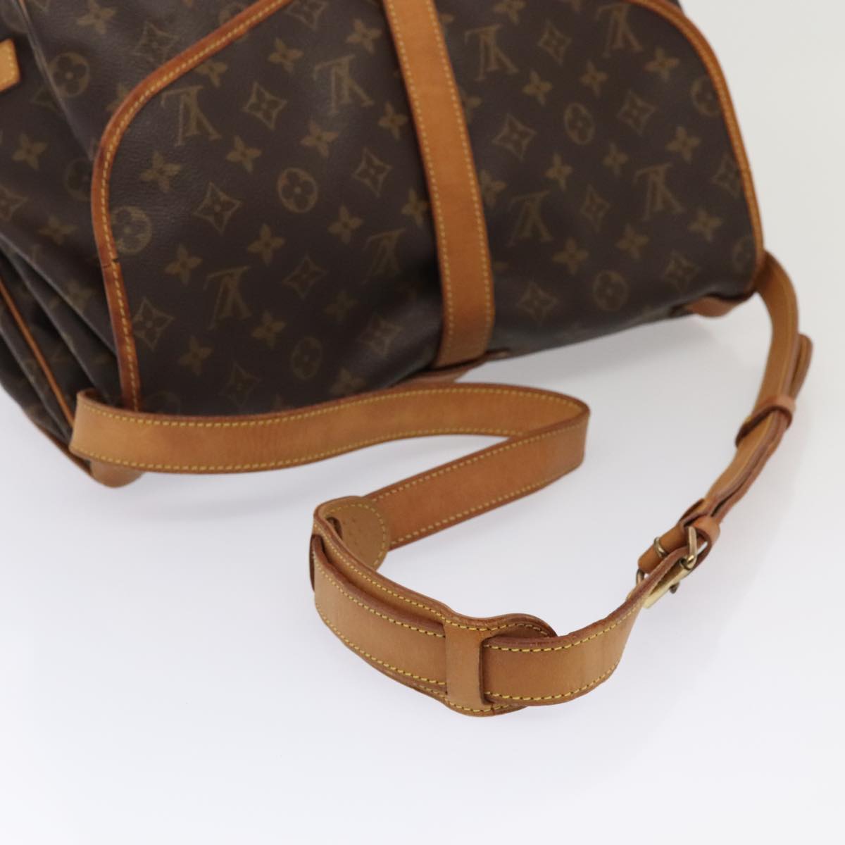Louis Vuitton Saumur 35 Brown Canvas Shoulder Bag