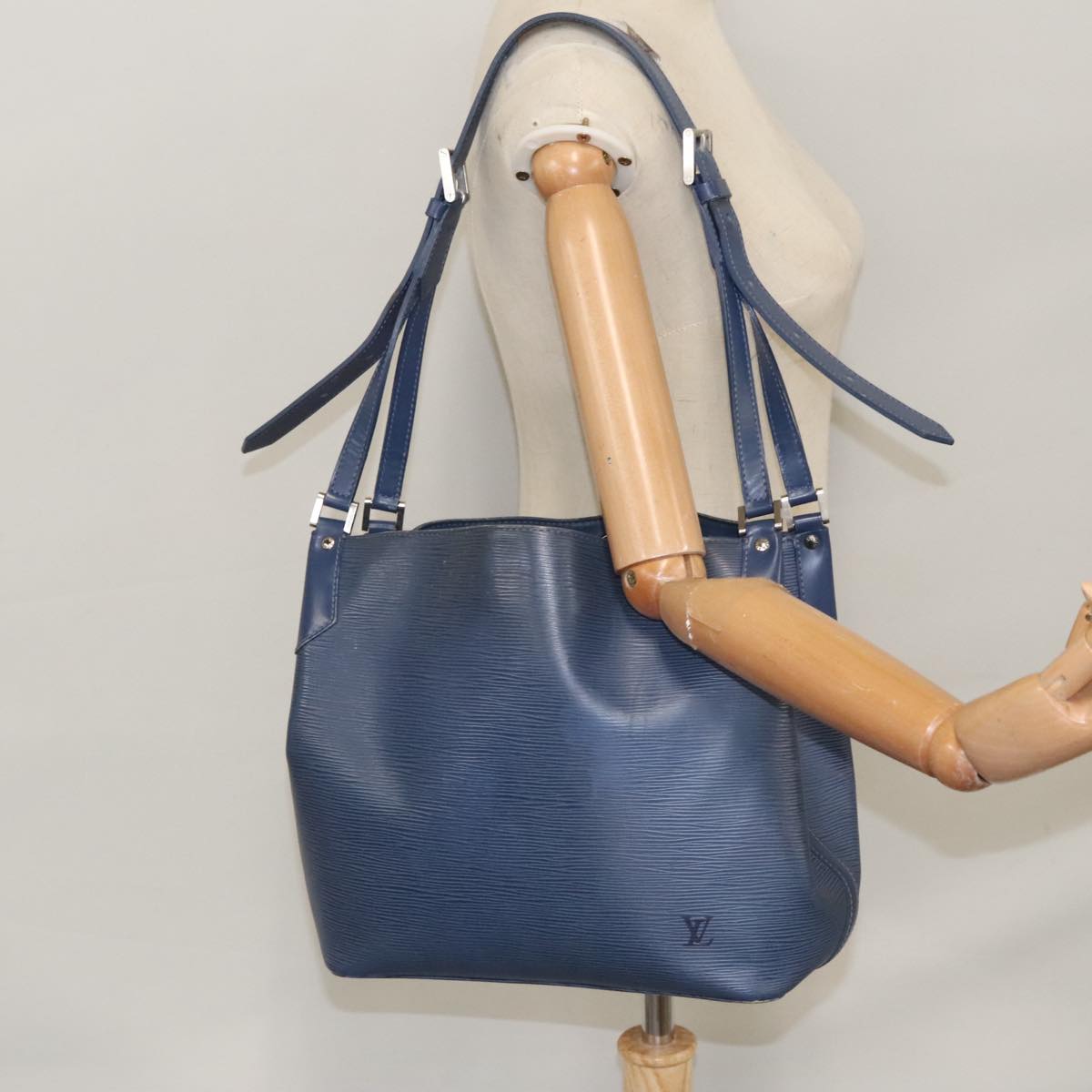 Louis Vuitton Mandala Blue Leather Shoulder Bag