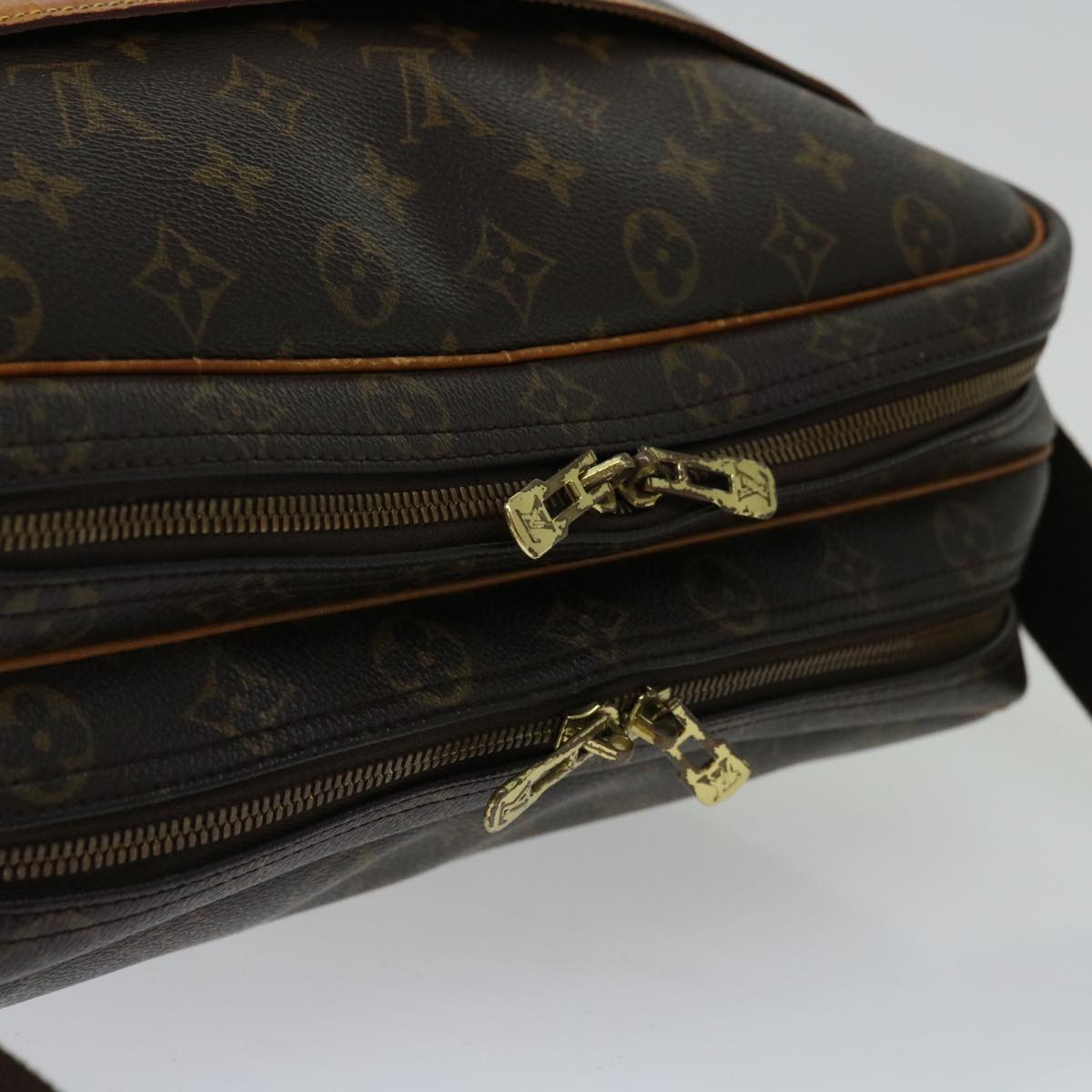 Louis Vuitton Reporter Brown Canvas Shoulder Bag