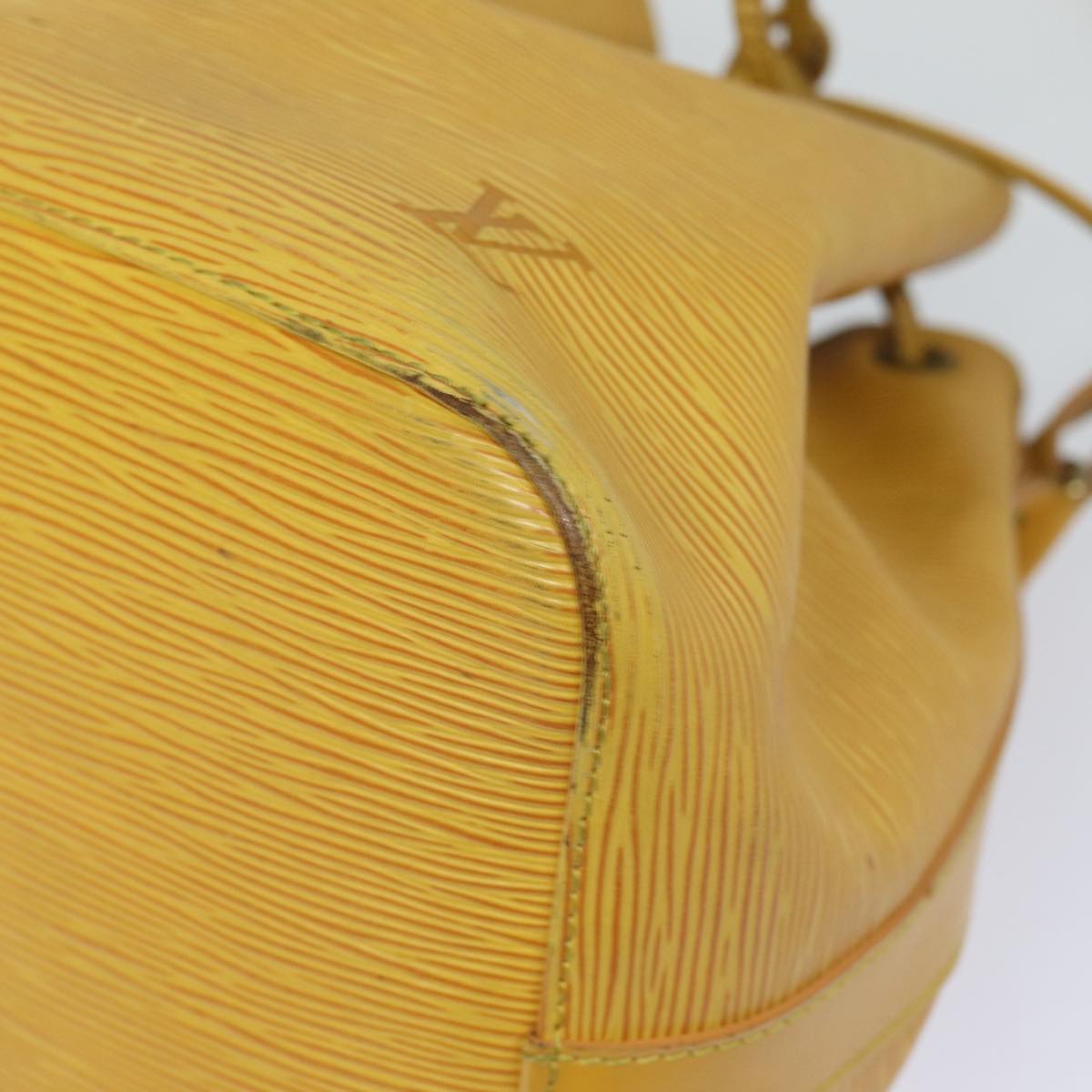 Louis Vuitton Petit Noé Yellow Leather Shoulder Bag