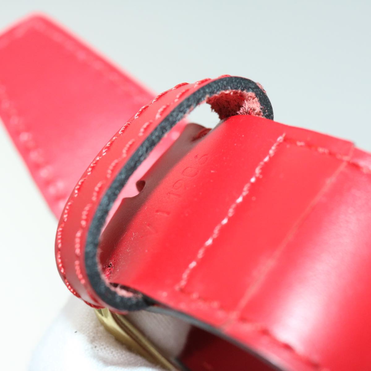 Louis Vuitton Sac D'épaule Red Leather Shoulder Bag