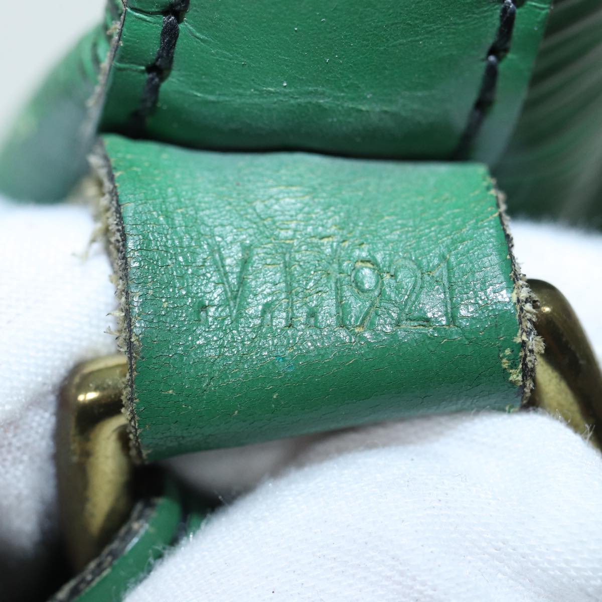 Louis Vuitton Noe Green Leather Shoulder Bag