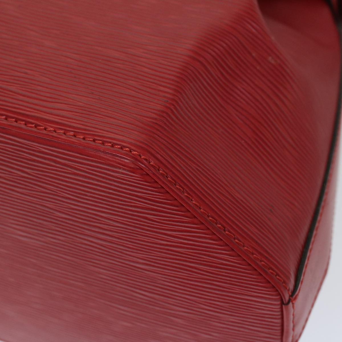 Louis Vuitton Sac D'épaule Red Leather Shoulder Bag