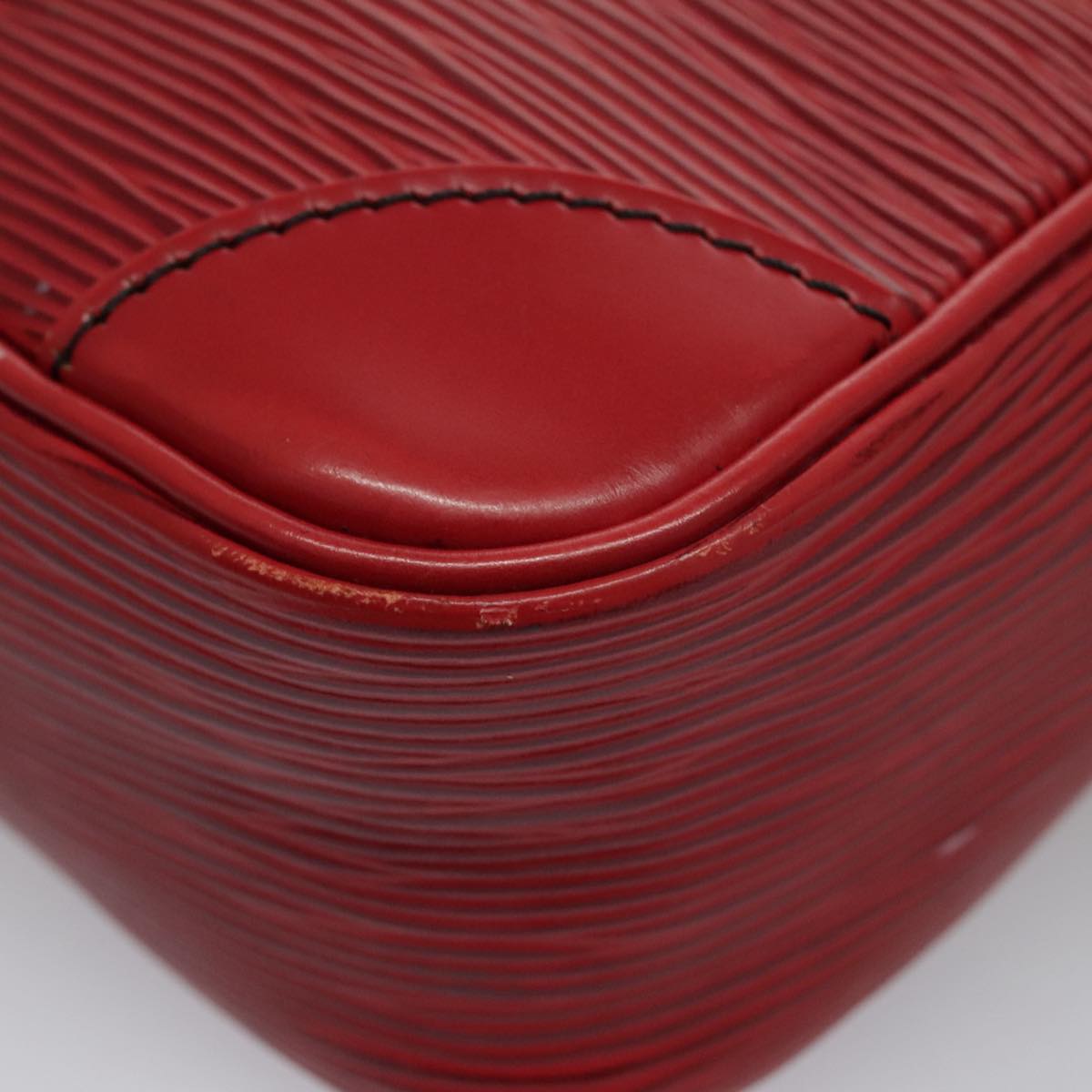 Louis Vuitton Trocadero 23 Red Leather Shoulder Bag