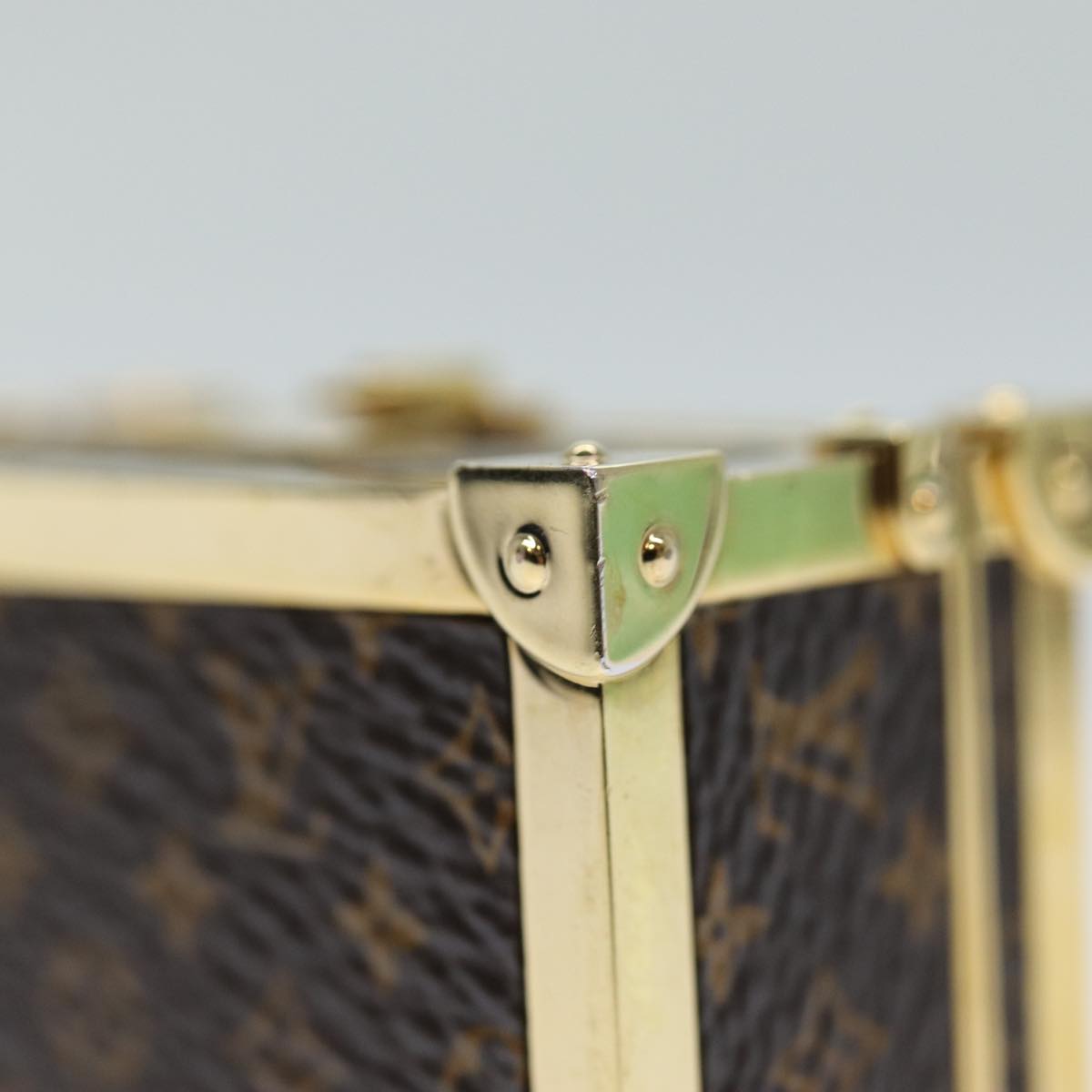 Louis Vuitton Porte Clés Brown Metal Bag Jewelry