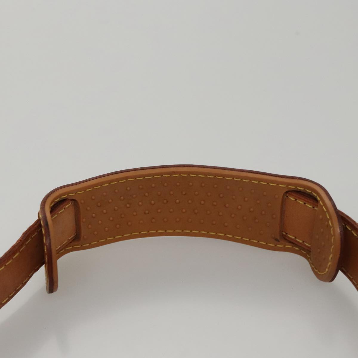 Louis Vuitton Shoulder Strap Beige Leather Bag Jewelry