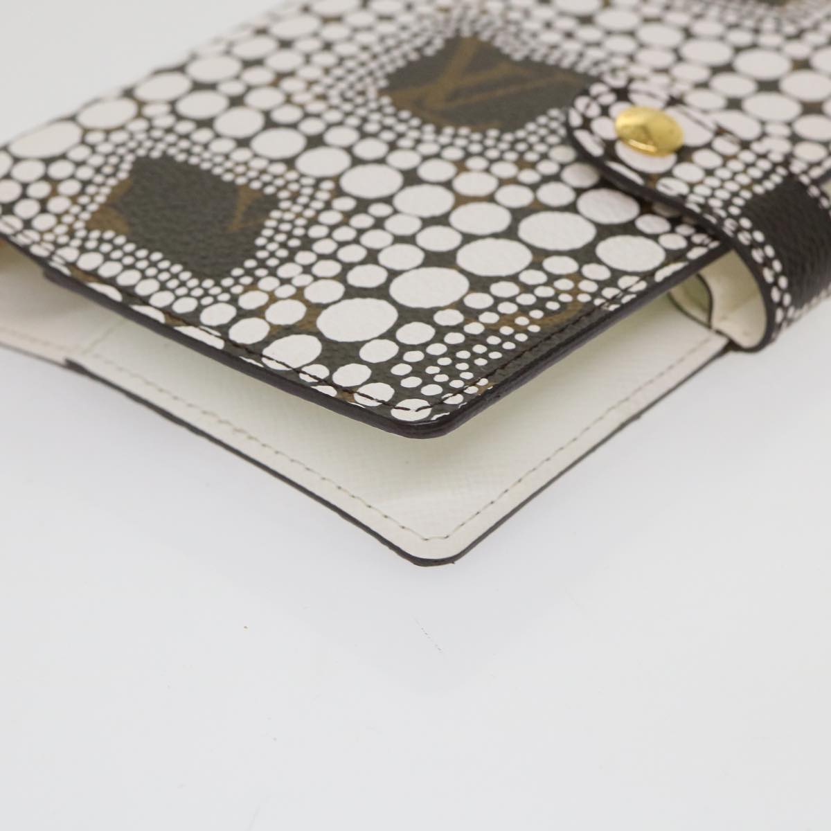 Louis Vuitton Agenda Cover White Canvas Wallet