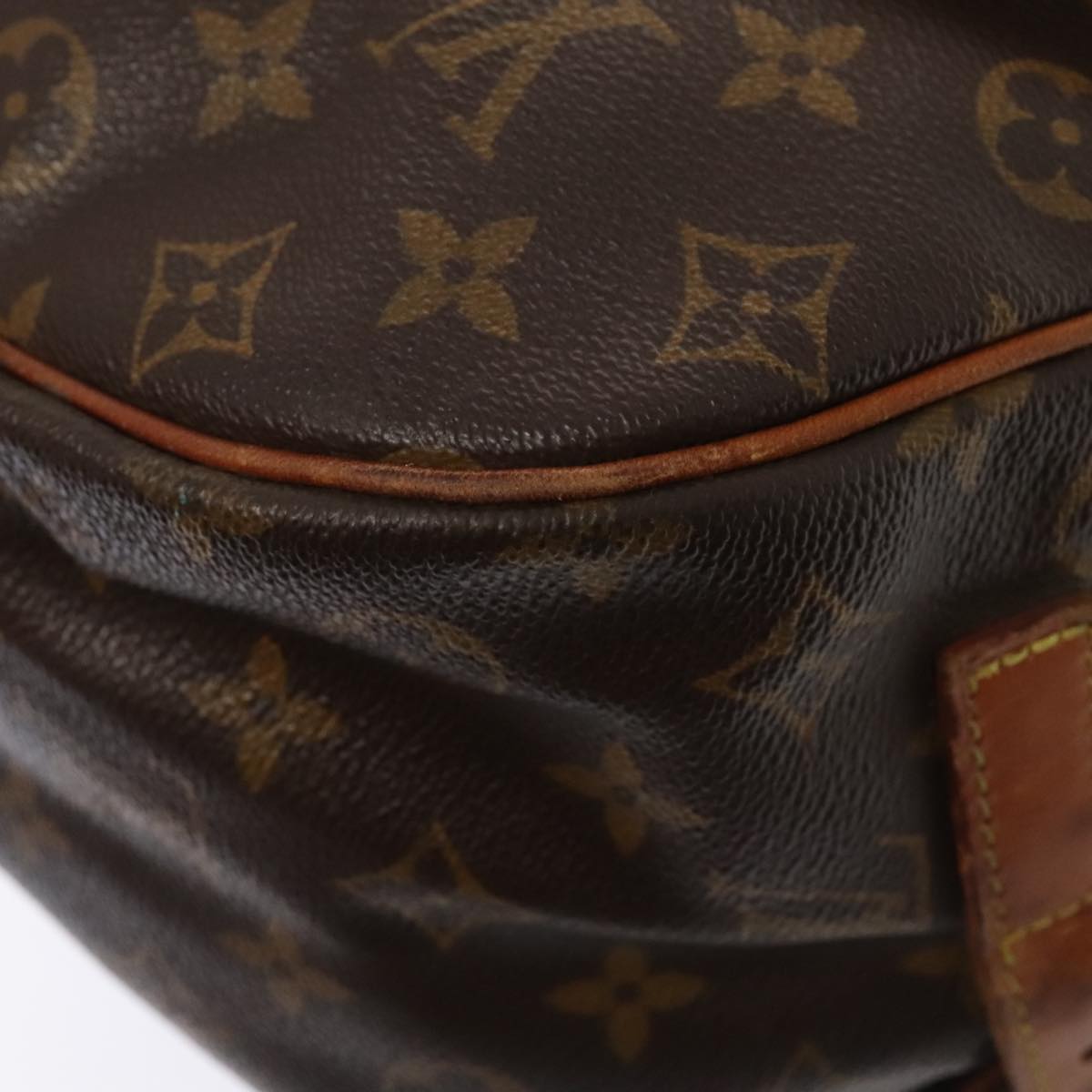 Louis Vuitton Saumur 35 Brown Canvas Shoulder Bag