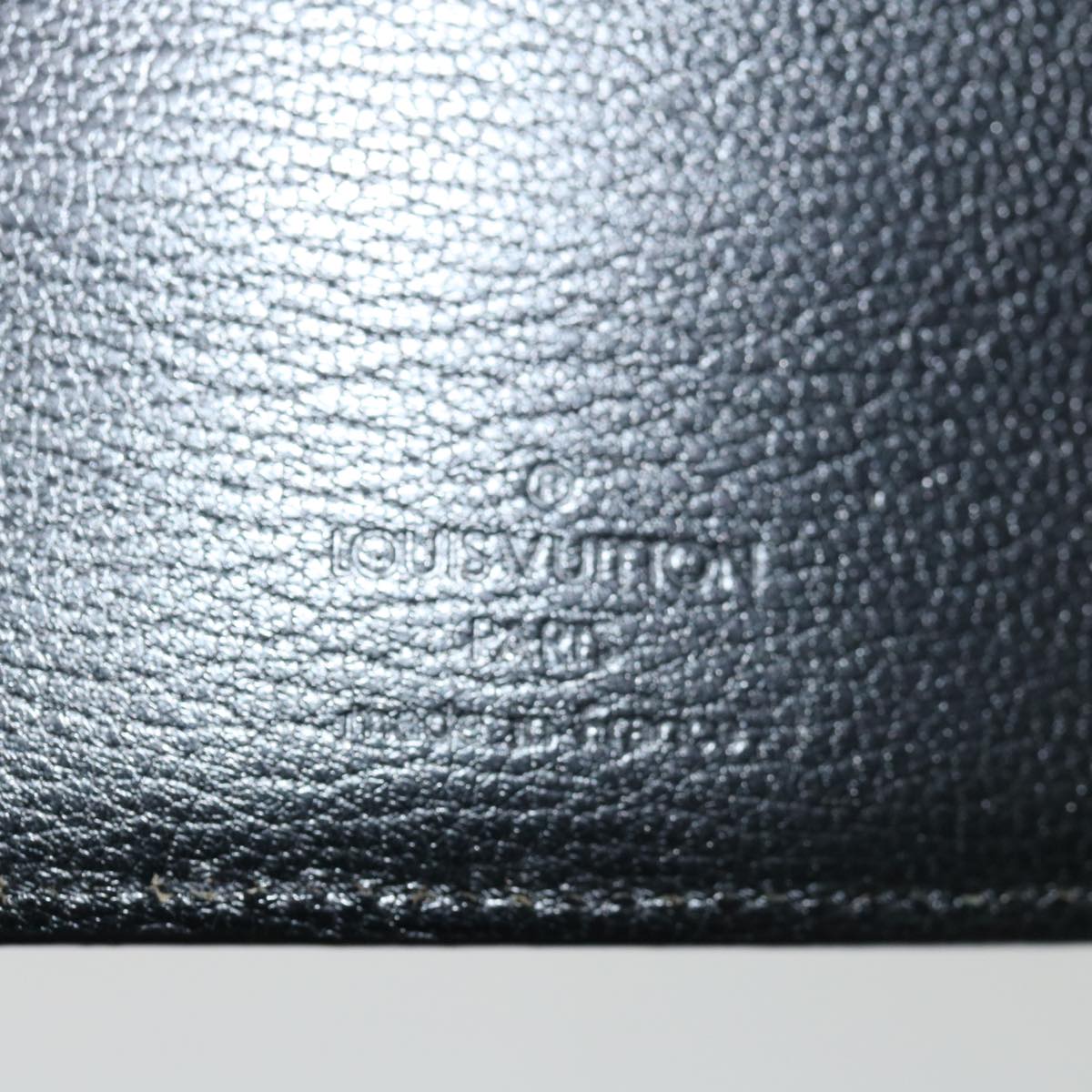 Louis Vuitton Agenda Mm Black Leather Wallet