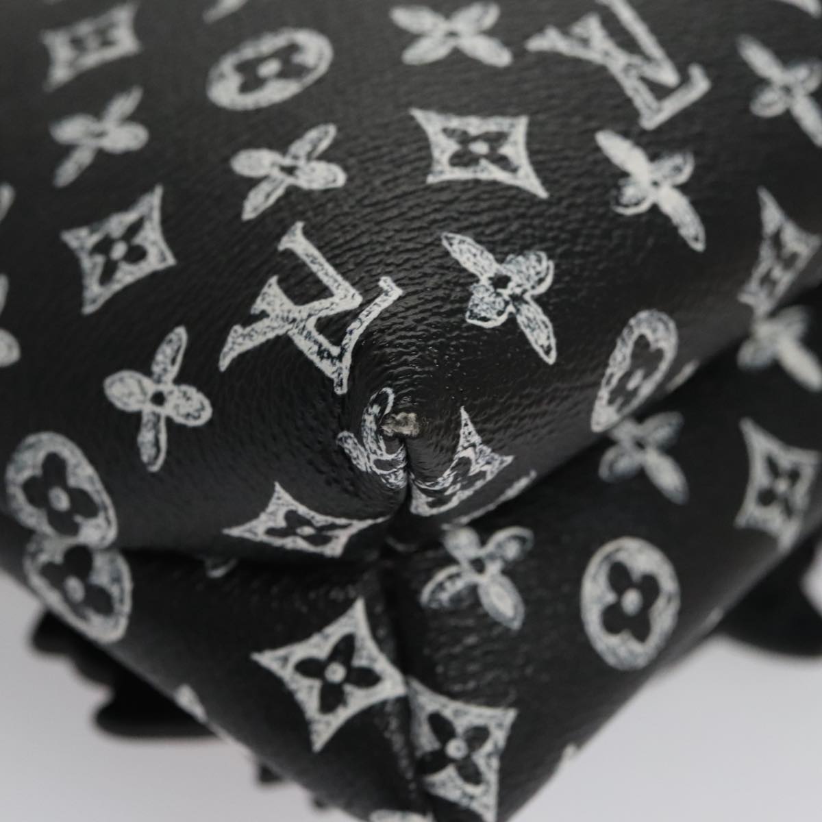 Louis Vuitton Black Canvas Shoulder Bag