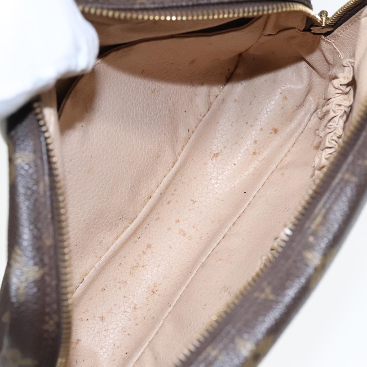 Louis Vuitton Truth Toilette 23 Brown Canvas Clutch Bag
