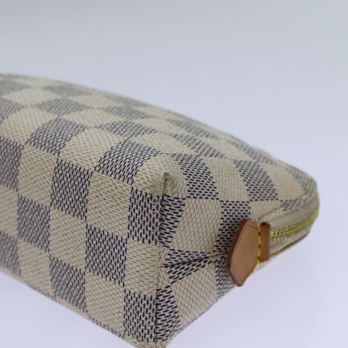Louis Vuitton Cosmetic Pouch White Canvas Clutch Bag