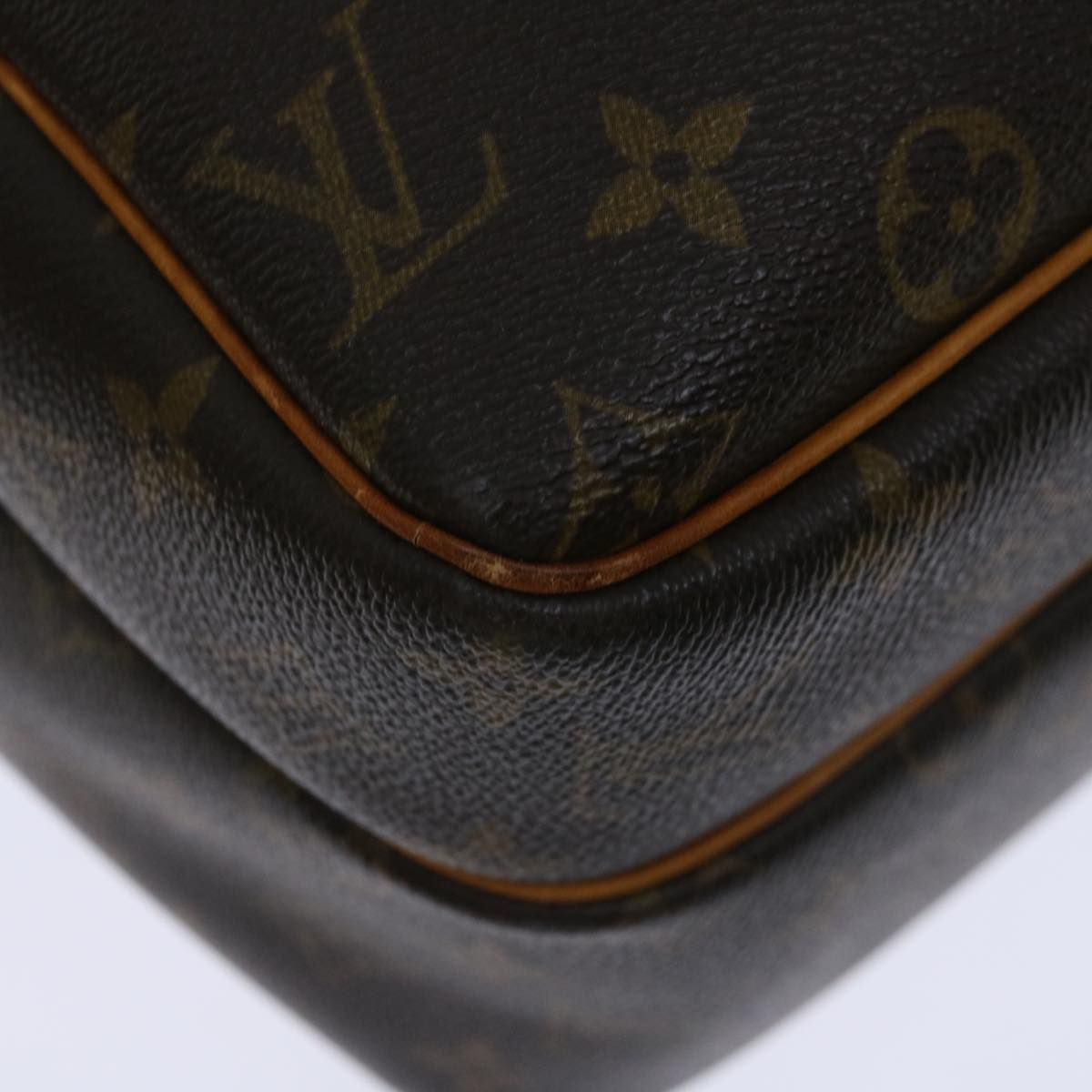 Louis Vuitton Reporter Brown Canvas Shoulder Bag