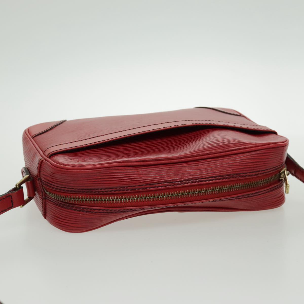 Louis Vuitton Trocadero 23 Red Leather Shoulder Bag