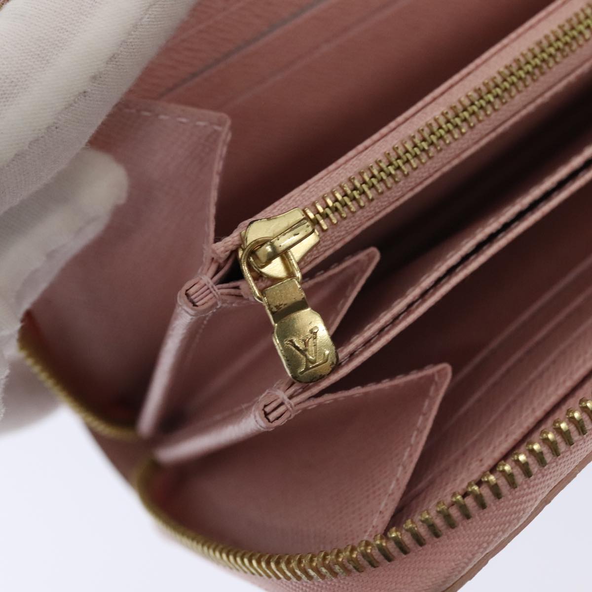 Louis Vuitton Zippy Wallet White Canvas Wallet