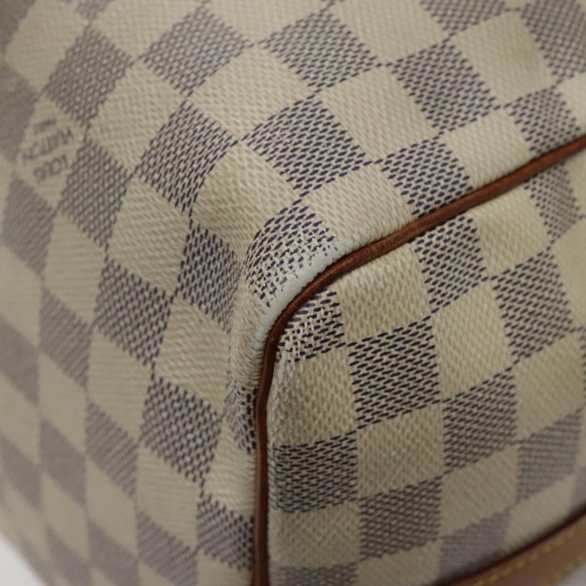 Louis Vuitton Speedy 30 White Canvas Handbag