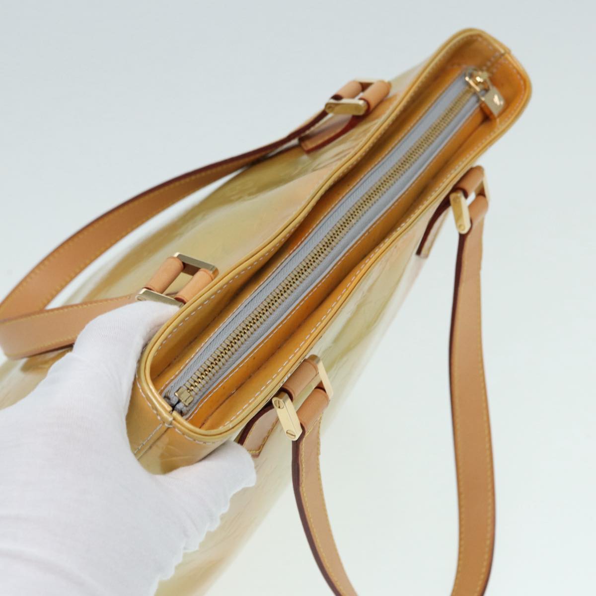 Louis Vuitton Houston Beige Patent Leather Handbag