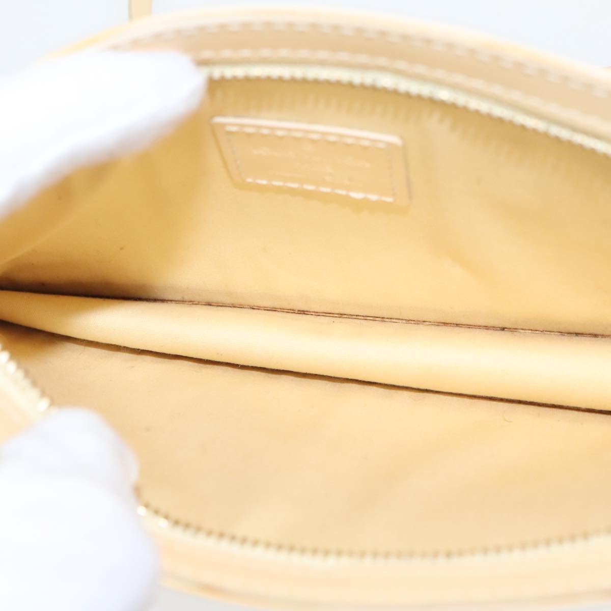 Louis Vuitton Beige Leather Shoulder Bag