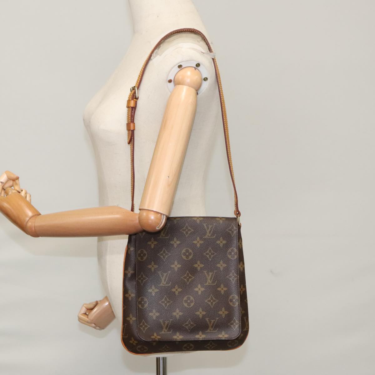 Louis Vuitton Musette Salsa Brown Canvas Shoulder Bag