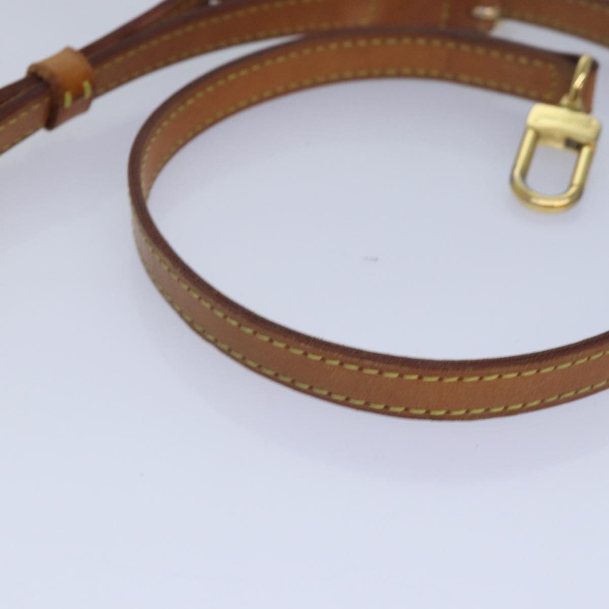 Louis Vuitton Shoulder Strap Beige Leather Bag Jewelry