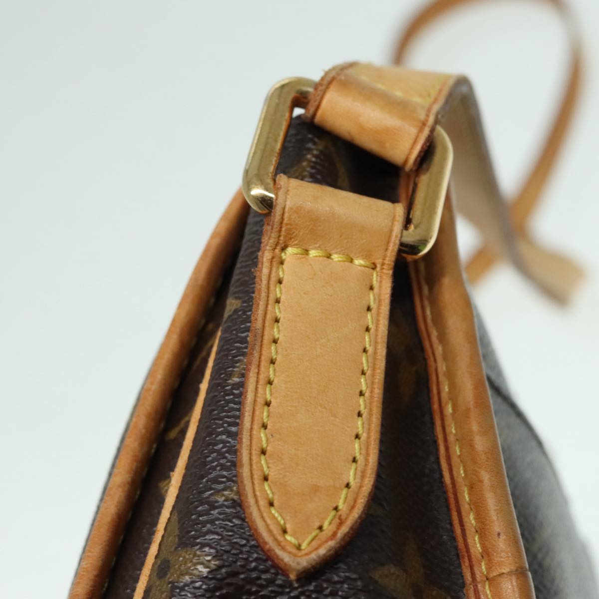 Louis Vuitton Menilmontant Brown Canvas Shoulder Bag