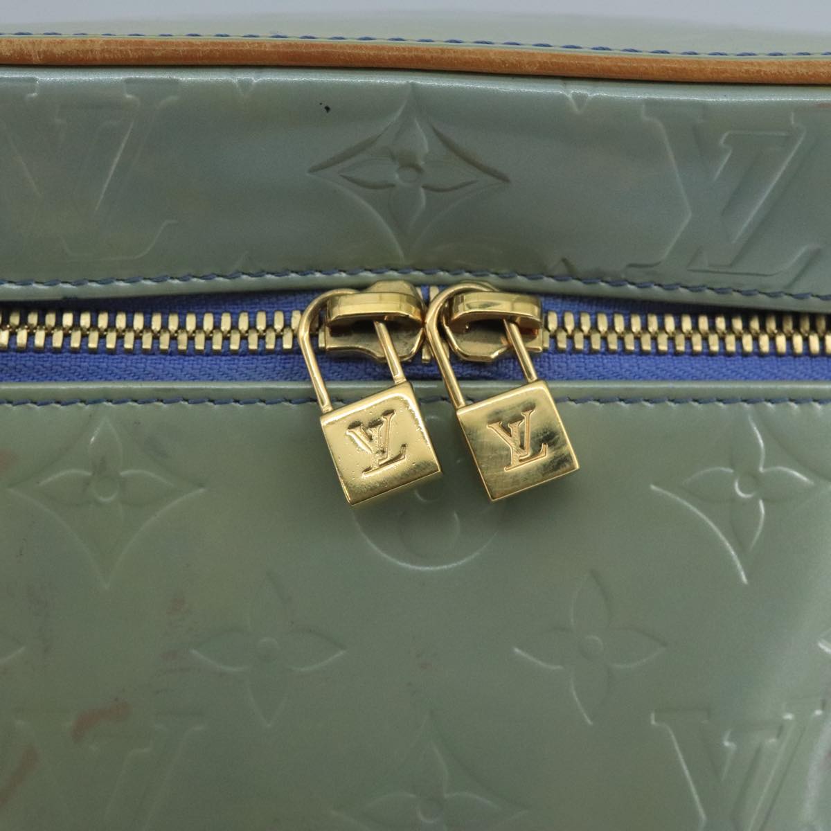 Louis Vuitton Sullivan Grey Patent Leather Shoulder Bag