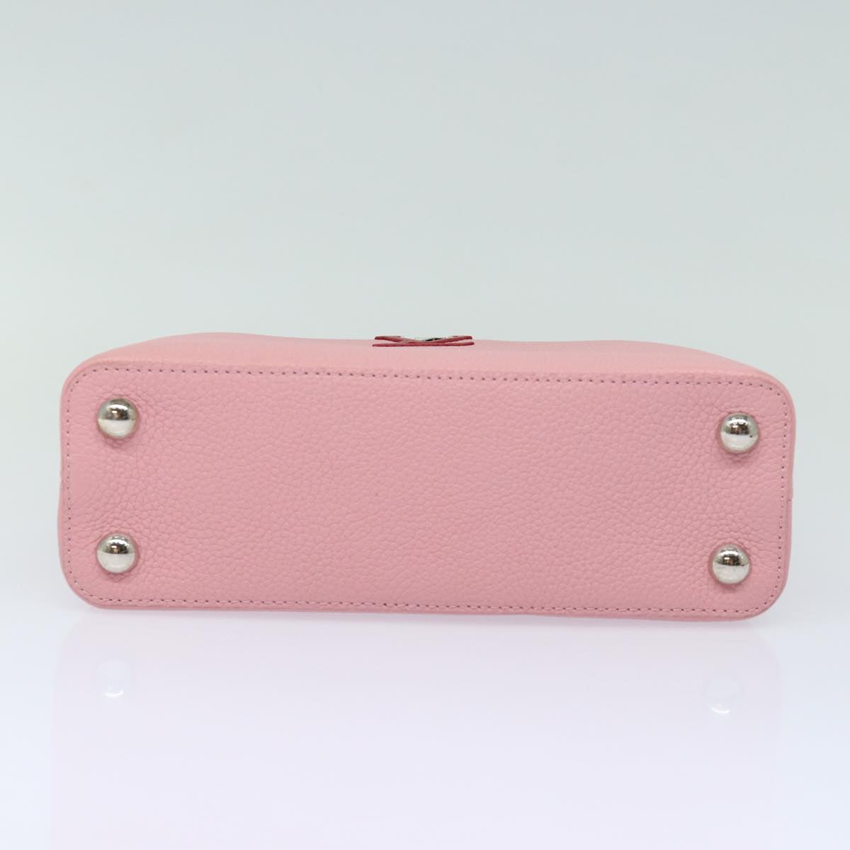 Louis Vuitton Capucines Pink Leather Handbag