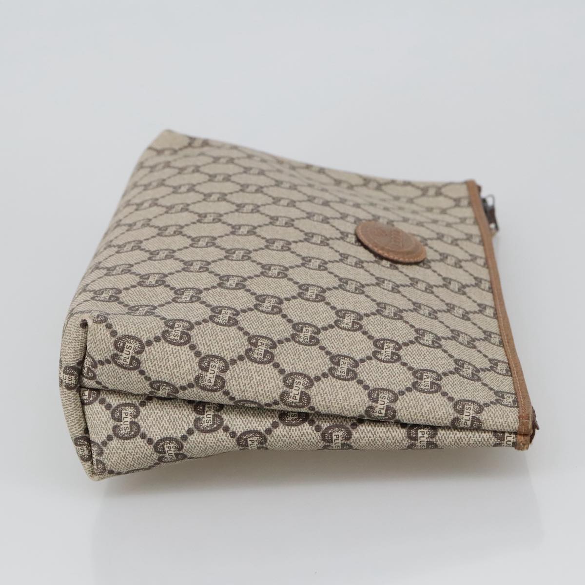 Gucci -- Beige Canvas Clutch Bag