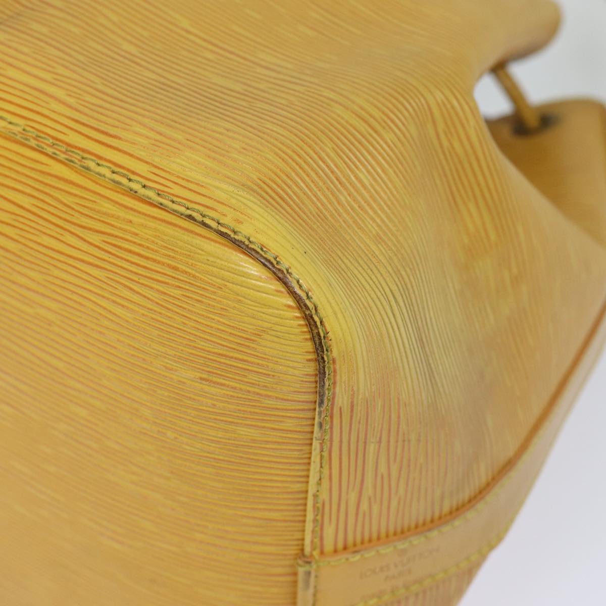 Louis Vuitton Petit Noé Yellow Leather Shoulder Bag