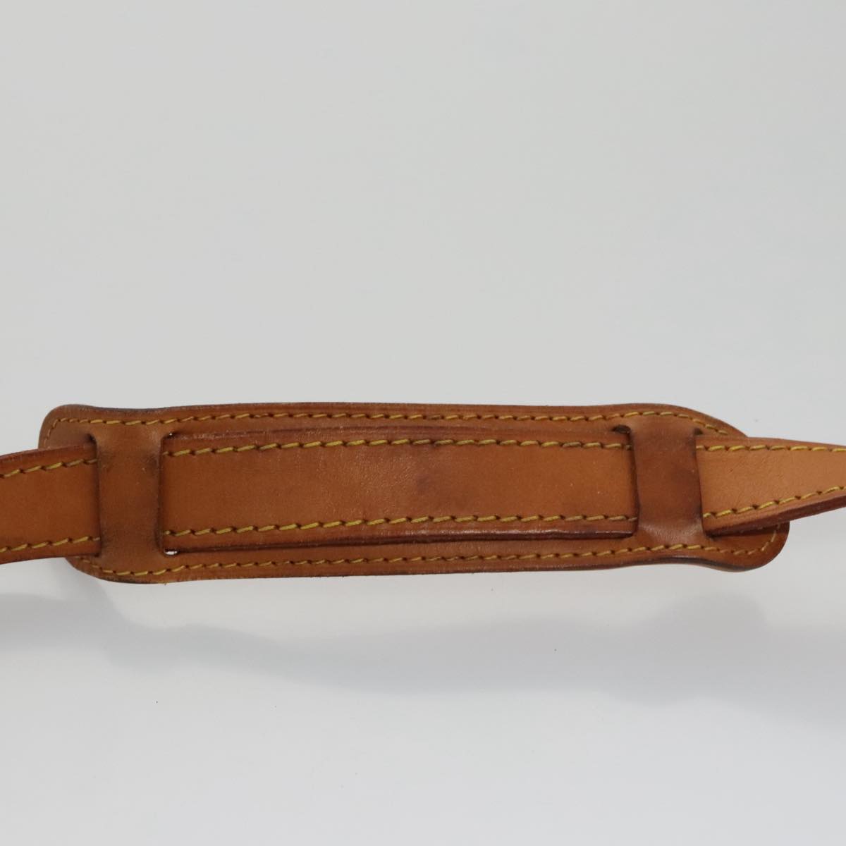 Louis Vuitton Shoulder Strap Beige Leather Bag Jewelry
