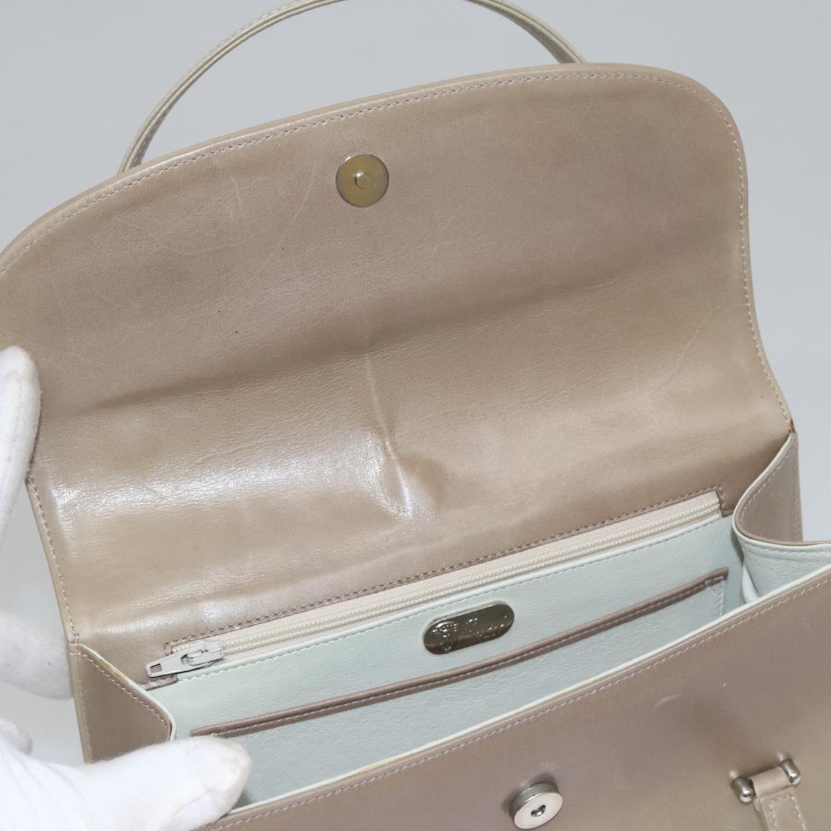 Gucci Beige Leather Handbag